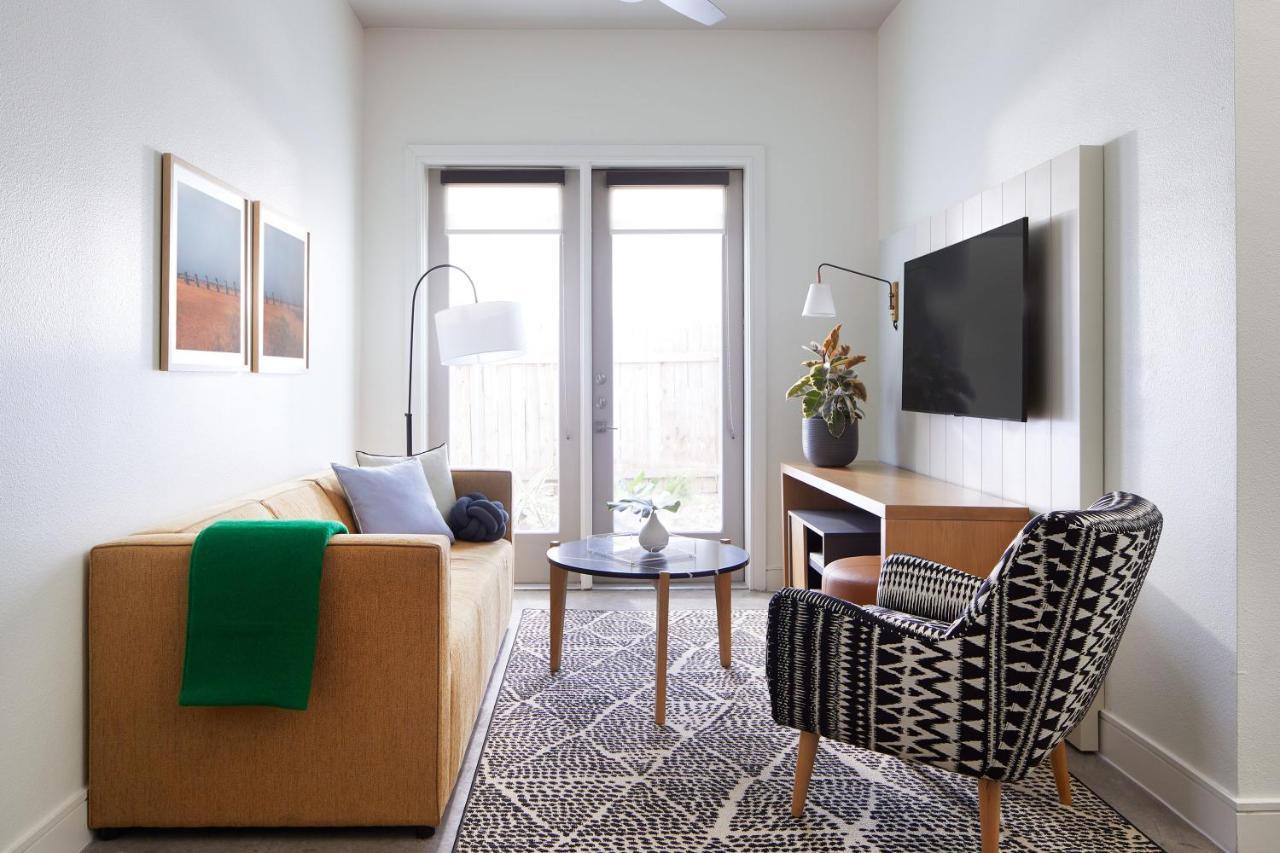 Sentral East Austin At 1614 E Sixth 아파트 호텔 외부 사진
